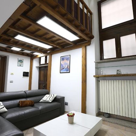 Loft Piazza Cavour Βερτσέλλι Εξωτερικό φωτογραφία